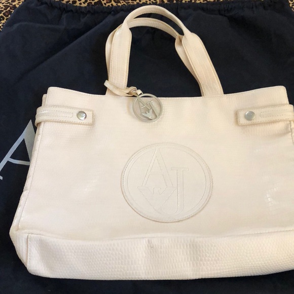 Handbags - Women’s handbag